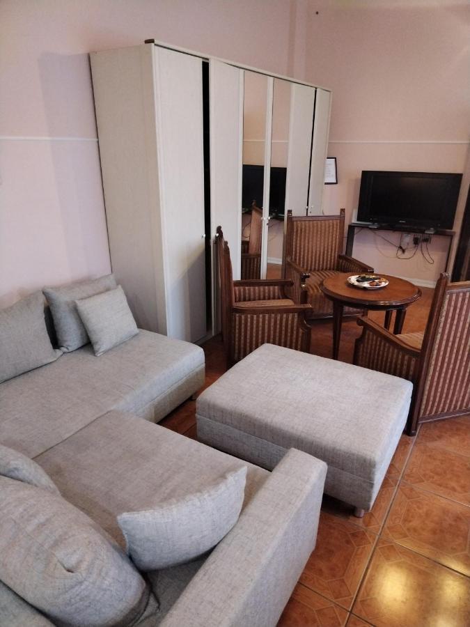 נובי סאד Luna Apartment מראה חיצוני תמונה