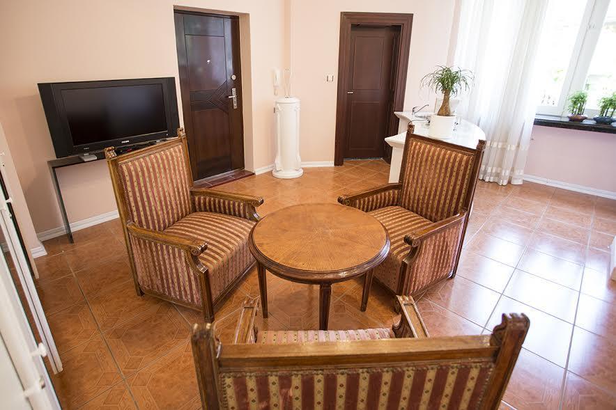 נובי סאד Luna Apartment מראה חיצוני תמונה