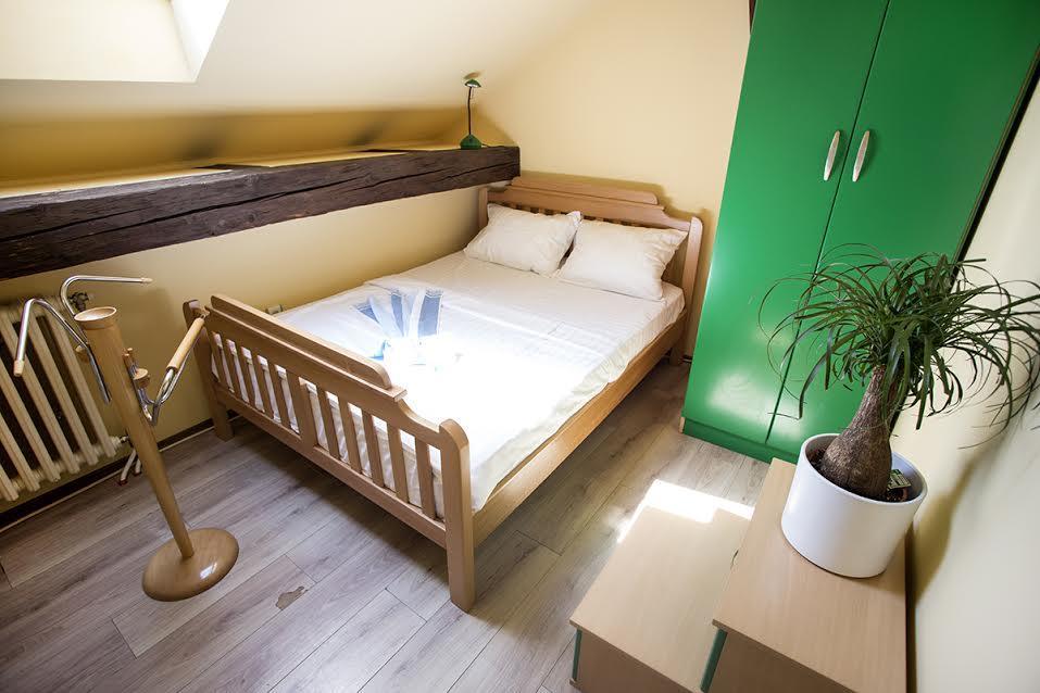 נובי סאד Luna Apartment מראה חיצוני תמונה